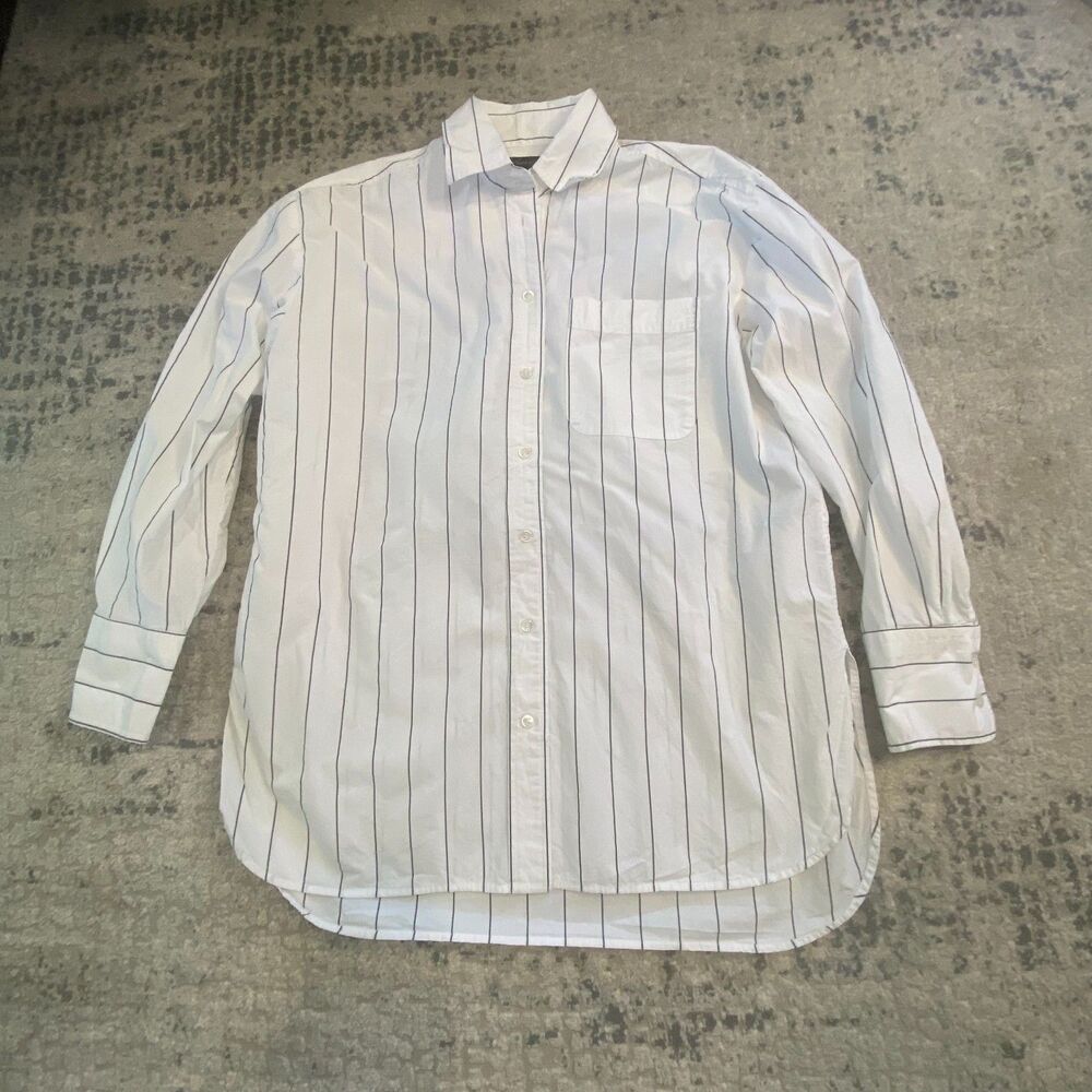 Banana Republic Women S White Navy Striped Cotton Poplin Button Down Shirt Blous